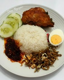 Học cách nấu cơm gà Mã Lai Nasi lemak