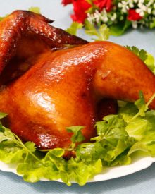 Hướng dẫn làm gà quay nước dừa thơm ngon đến mê mẩn